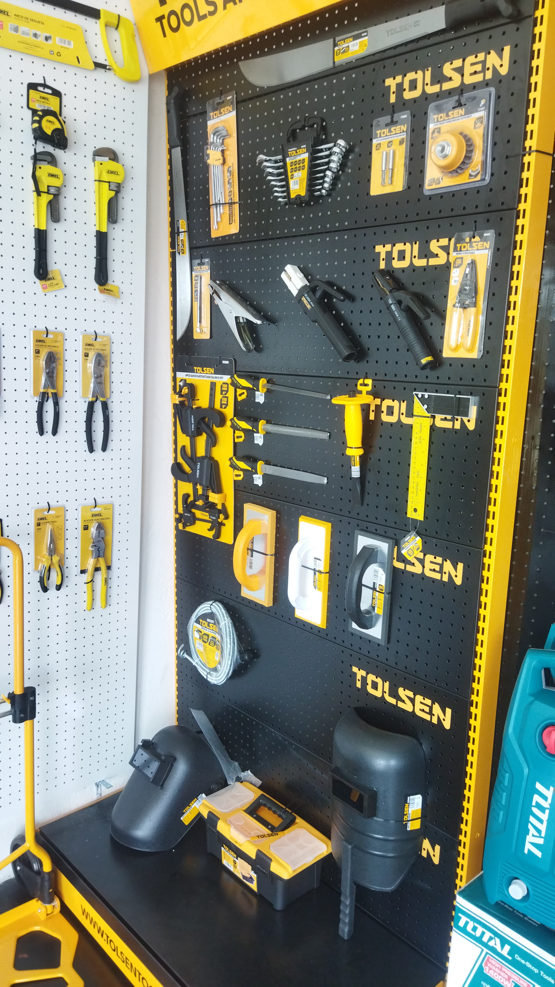 Multi Ferretería los Bordones