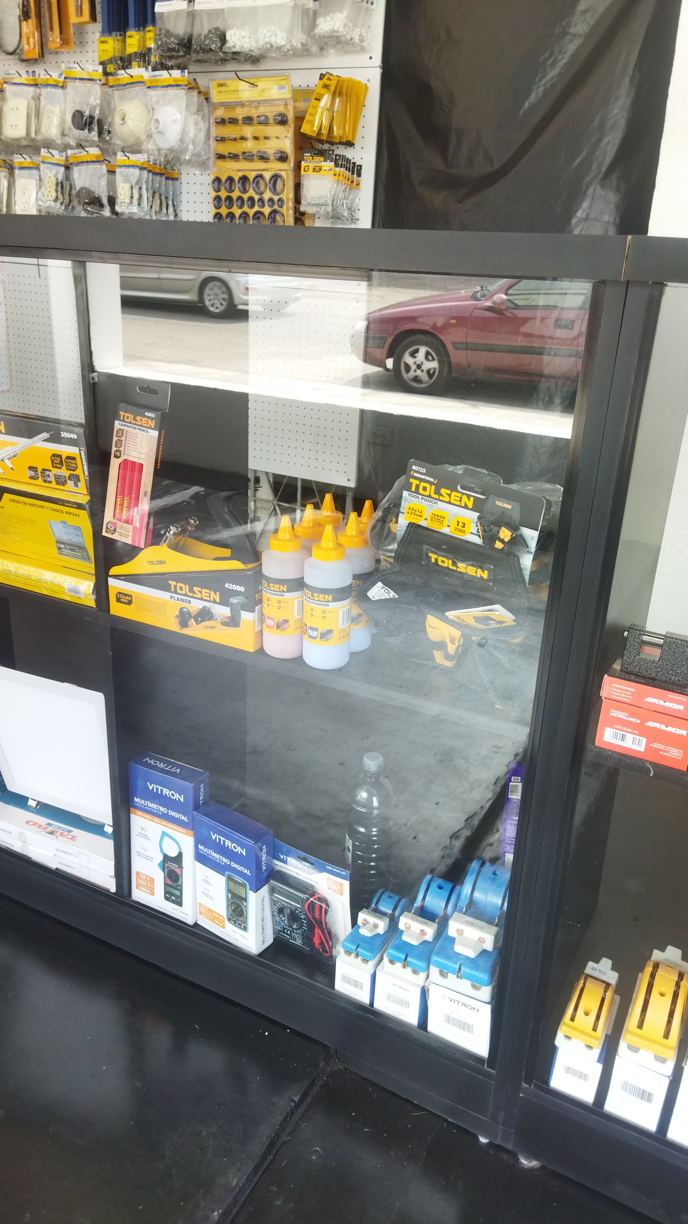 Multi Ferretería los Bordones